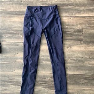 Navy blue lulu lemon leggings